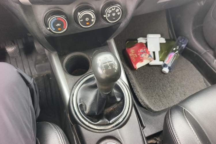 Used Mitsubishi ASX 2013 1.6L Manual Two-Wheel Drive Standard Edition Gear Lever