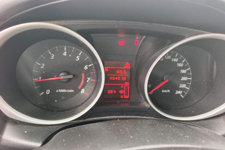Used Mitsubishi ASX 2013 1.6L Manual Two-Wheel Drive Standard Edition Instrument Cluster
