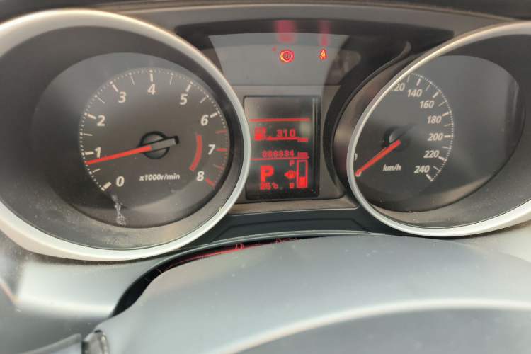 Used Mitsubishi ASX 2013 2.0L CVT Two-Wheel Drive Elite Edition Odometer Close Up