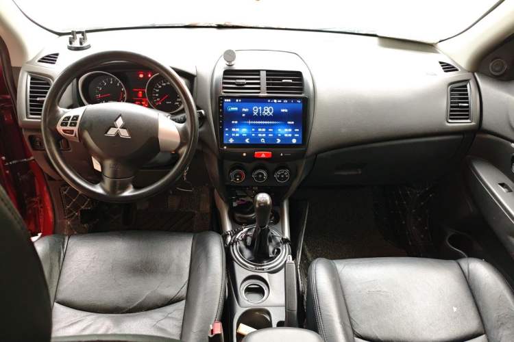 Used Mitsubishi ASX 2013 1.6L Manual Two-Wheel Drive Standard Edition Center Console