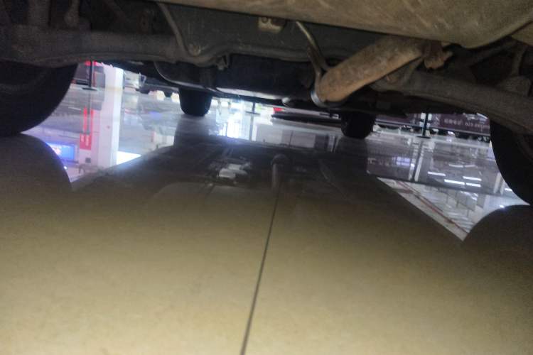 Used Mitsubishi ASX 2013 2.0L CVT Two-Wheel Drive Elite Edition Chassis Rear
