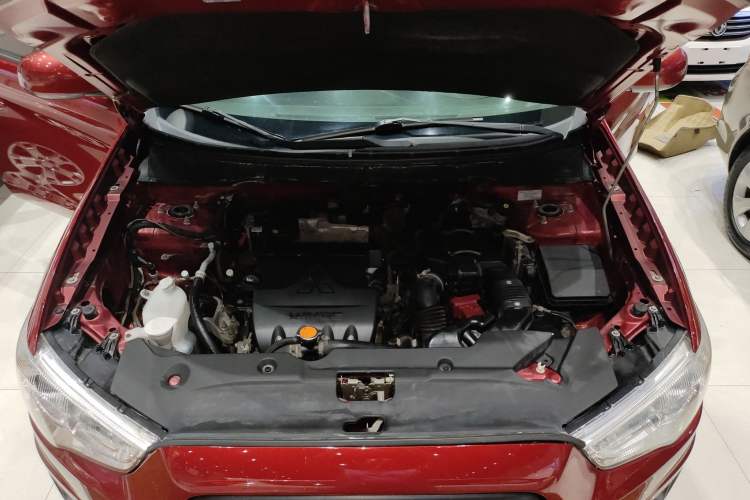Used Mitsubishi ASX 2013 1.6L Manual Two-Wheel Drive Standard Edition Engine Bay