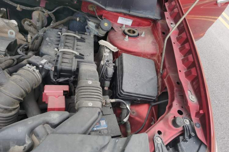 Used Mitsubishi ASX 2013 2.0L CVT Two-Wheel Drive Elite Edition Engine Bay Left