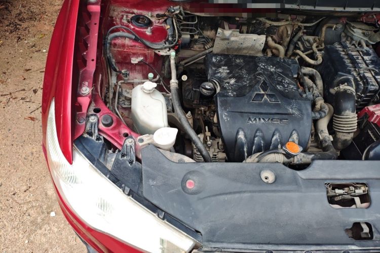 Used Mitsubishi ASX 2013 1.6L Manual Two-Wheel Drive Standard Edition Engine Bay Right