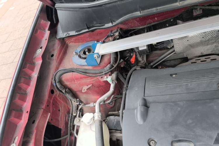 Used Mitsubishi ASX 2013 2.0L CVT Four-Wheel Drive Premium Edition Engine Bay Right
