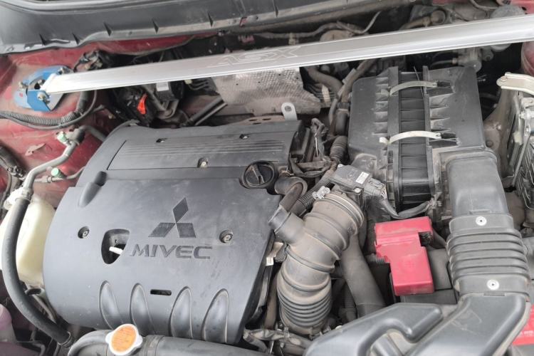 Used Mitsubishi ASX 2013 2.0L CVT Four-Wheel Drive Premium Edition Engine Bay