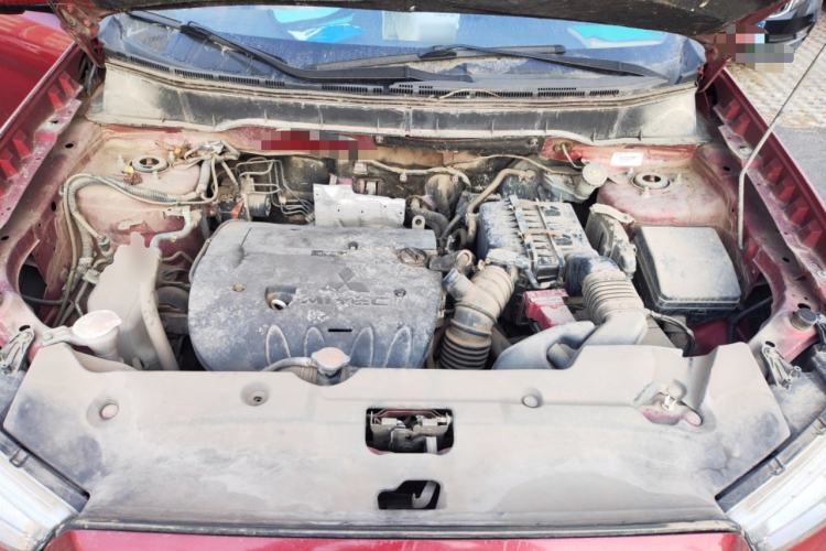 Used Mitsubishi ASX 2013 2.0L CVT Two-Wheel Drive Elite Edition Engine Bay