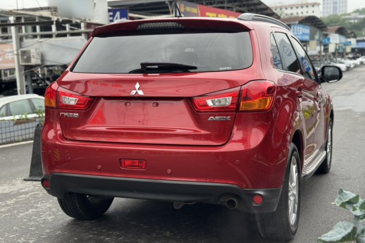 Used Mitsubishi ASX 2013 2.0L CVT Four-Wheel Drive Premium Edition Exterior 3