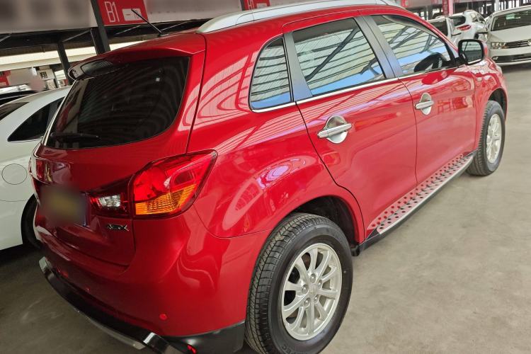 Used Mitsubishi ASX 2013 2.0L CVT Two-Wheel Drive Elite Edition Exterior 5