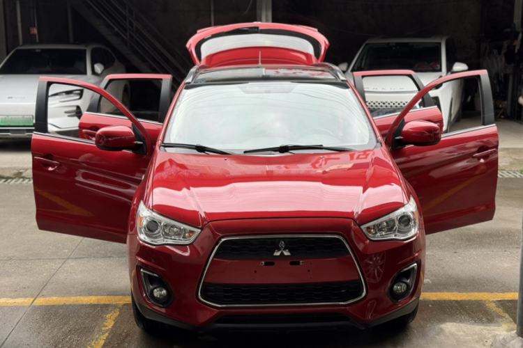Used Mitsubishi ASX 2013 2.0L CVT Four-Wheel Drive Premium Edition Exterior 7
