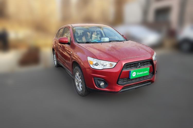 Used Mitsubishi ASX 2013 2.0L CVT Two-Wheel Drive Elite Edition Front Right 45 Deg