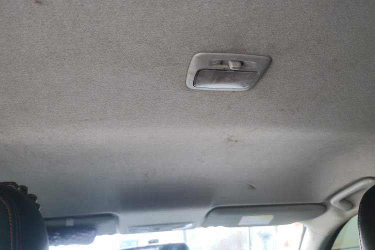 Used Mitsubishi ASX 2013 2.0L CVT Two-Wheel Drive Elite Edition Headliner
