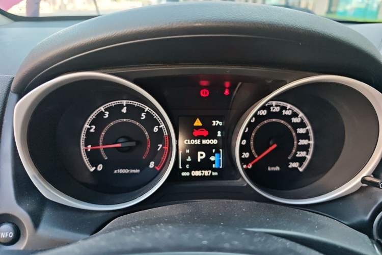 Used Mitsubishi ASX 2013 2.0L CVT Two-Wheel Drive Luxury Edition Instrument Cluster