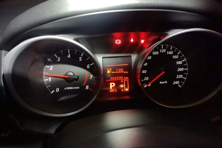 Used Mitsubishi ASX 2013 2.0L CVT Two-Wheel Drive Elite Edition Instrument Cluster