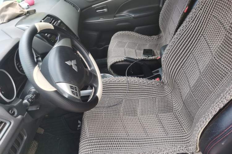 Used Mitsubishi ASX 2013 2.0L CVT Two-Wheel Drive Elite Edition Left Front Seat