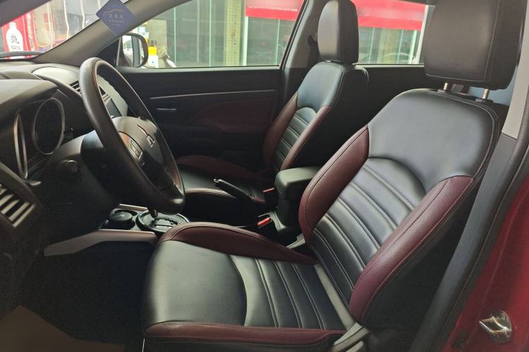 Used Mitsubishi ASX 2013 2.0L CVT Two-Wheel Drive Elite Edition Left Front Seat