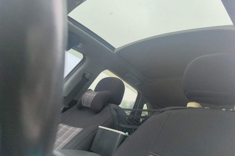 Used Mitsubishi ASX 2013 2.0L CVT Four-Wheel Drive Premium Edition Left Front Seat