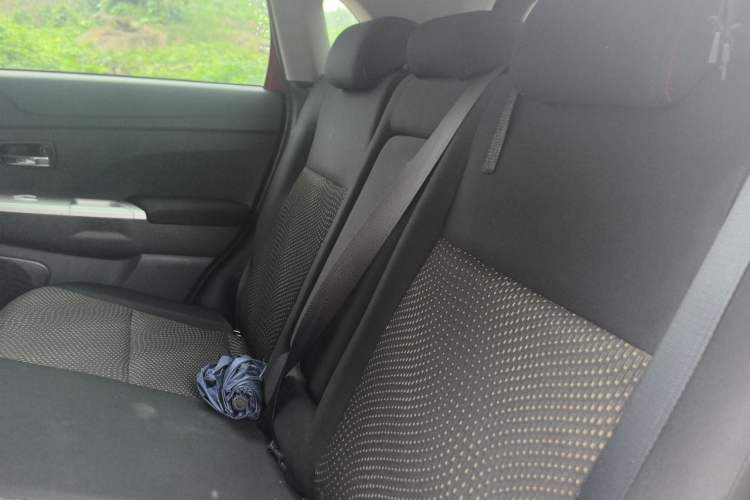 Used Mitsubishi ASX 2013 2.0L CVT Four-Wheel Drive Premium Edition Left Rear Seat