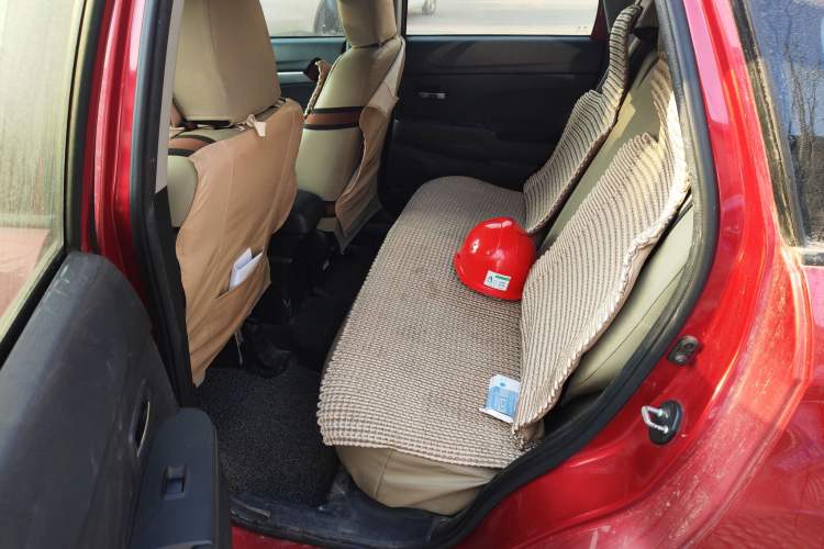 Used Mitsubishi ASX 2013 2.0L CVT Two-Wheel Drive Elite Edition Left Rear Seat