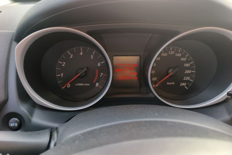 Used Mitsubishi ASX 2013 2.0L CVT Two-Wheel Drive Elite Edition Odometer Close Up