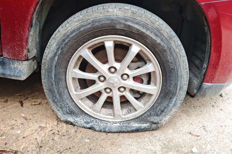 Used Mitsubishi ASX 2013 1.6L Manual Two-Wheel Drive Standard Edition Right Front Wheel Hub