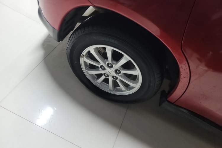 Used Mitsubishi ASX 2013 2.0L CVT Two-Wheel Drive Elite Edition Right Rear Wheel Hub