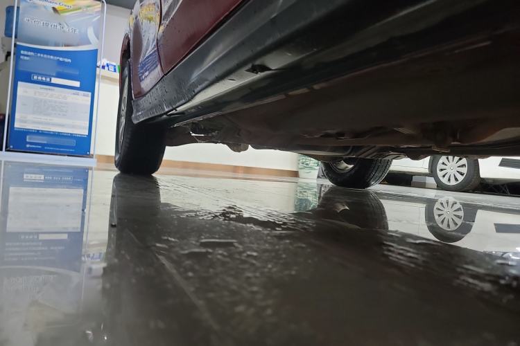 Used Mitsubishi ASX 2013 2.0L CVT Two-Wheel Drive Elite Edition Right Side Sill