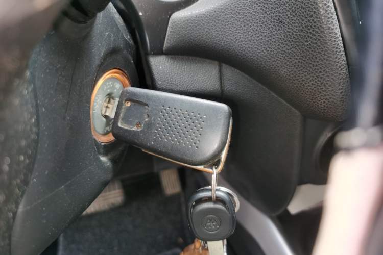 Used Mitsubishi ASX 2013 2.0L CVT Two-Wheel Drive Elite Edition Vehicle Key
