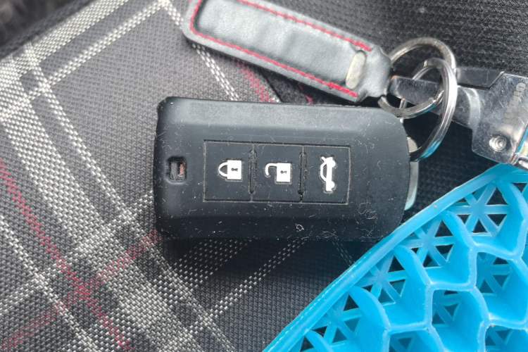 Used Mitsubishi ASX 2013 2.0L CVT Four-Wheel Drive Premium Edition Vehicle Key