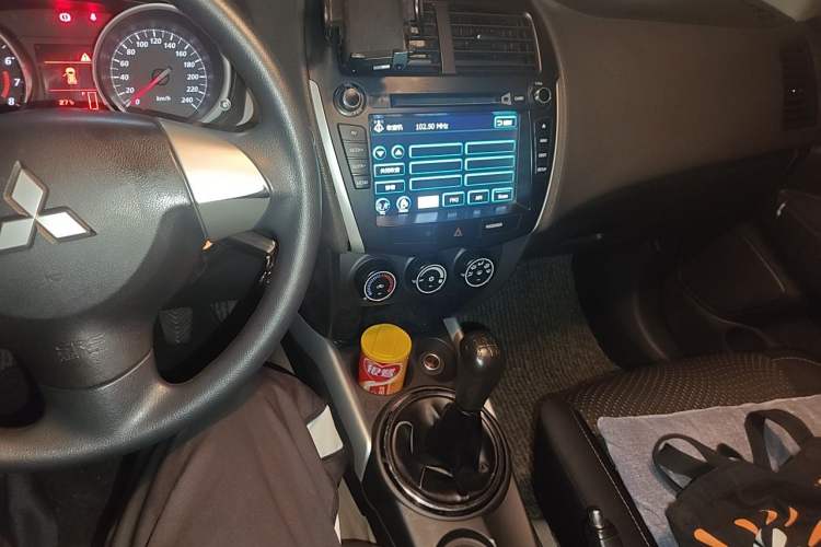 Used Mitsubishi ASX 2013 1.6L Manual Two-Wheel Drive Standard Edition Audio And AC Panel