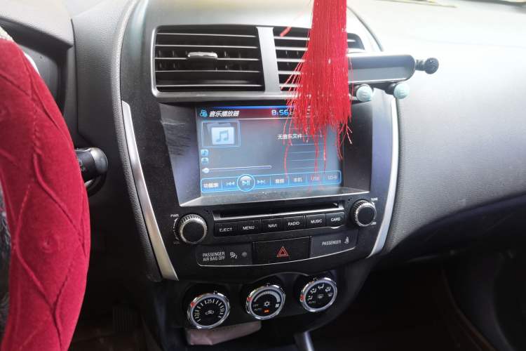 Used Mitsubishi ASX 2013 2.0L CVT Four-Wheel Drive Premium Edition Audio And AC Panel