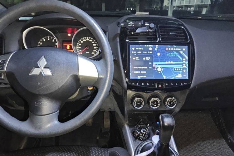 Used Mitsubishi ASX 2013 2.0L Manual Two-Wheel Drive Comfort Edition Center Console