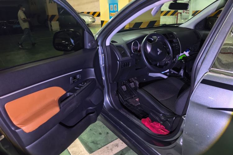 Used Mitsubishi ASX 2013 2.0L Manual Two-Wheel Drive Comfort Edition Driver Seat