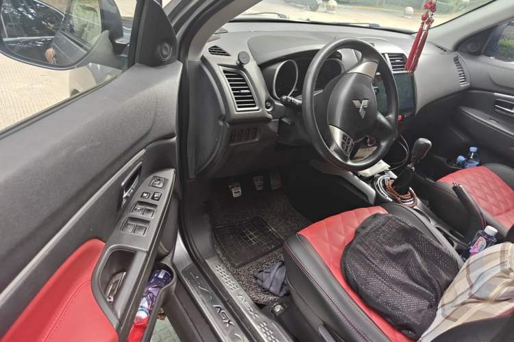 Used Mitsubishi ASX 2013 2.0L Manual Two-Wheel Drive Comfort Edition Driver Seat