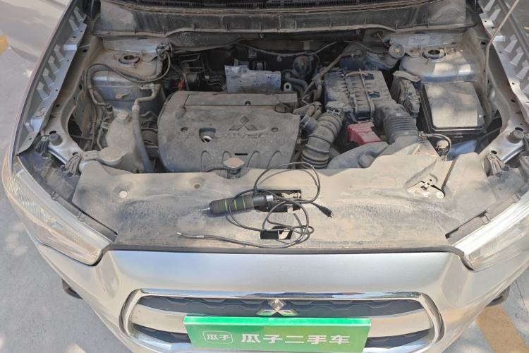 Used Mitsubishi ASX 2013 2.0L CVT Two-Wheel Drive Elite Edition Engine Bay