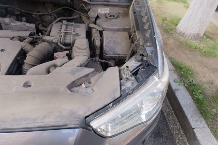 Used Mitsubishi ASX 2013 2.0L CVT Four-Wheel Drive Premium Edition Engine Bay Left