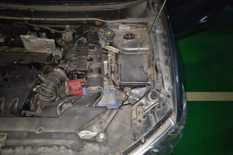 Used Mitsubishi ASX 2013 2.0L CVT 4x4 Flagship Edition Engine Bay Left