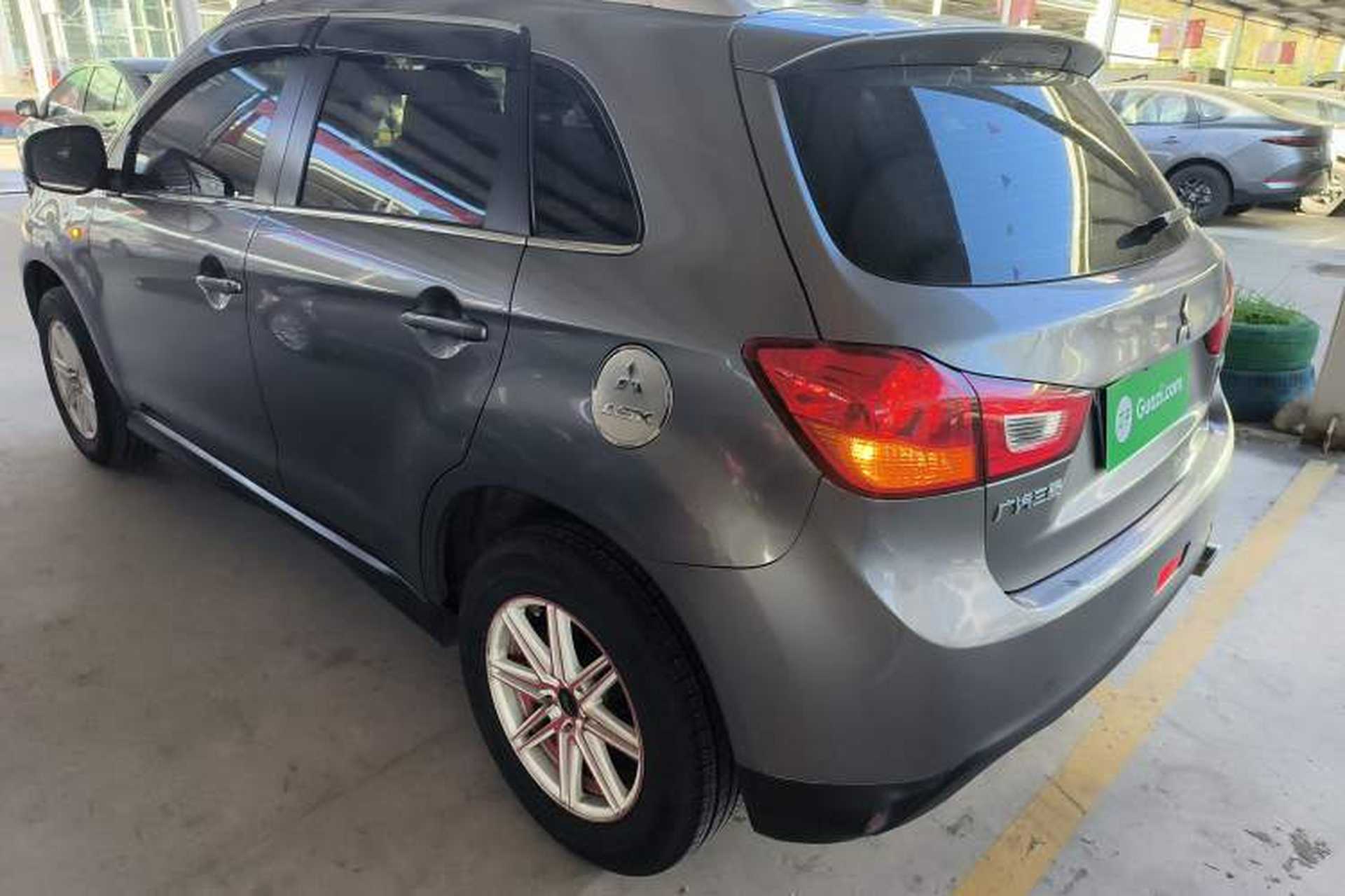 Used Mitsubishi ASX 2013 2.0L CVT Two-Wheel Drive Elite Edition Exterior 3