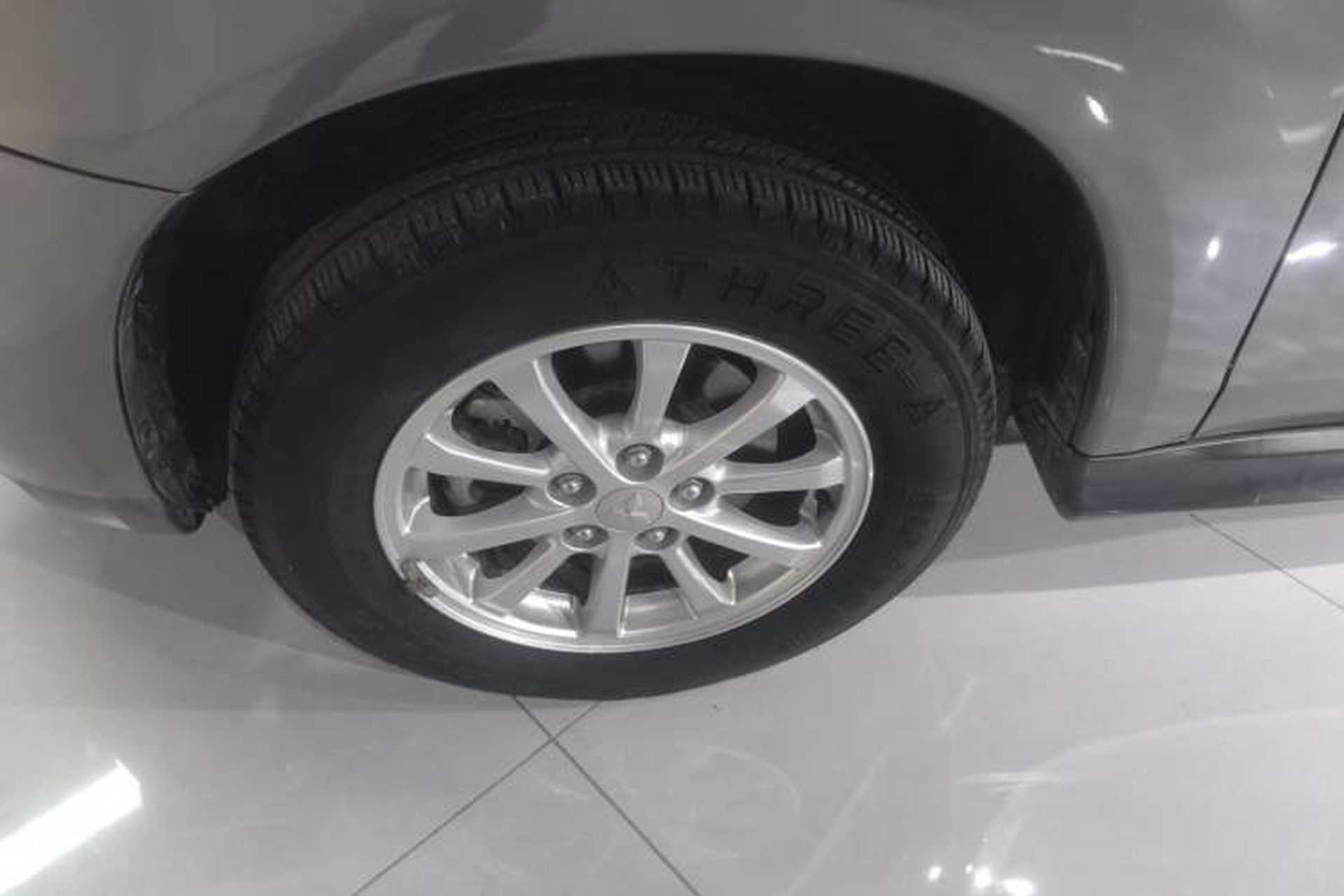 Used Mitsubishi ASX 2013 2.0L CVT Two-Wheel Drive Elite Edition Exterior 4