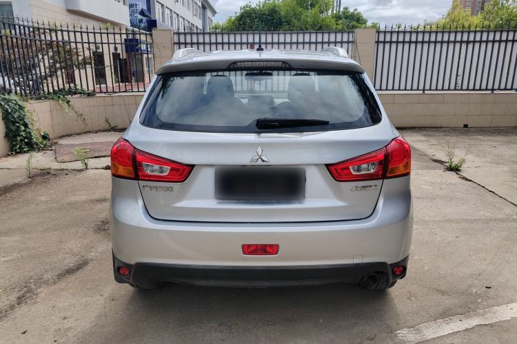 Used Mitsubishi ASX 2013 2.0L CVT Two-Wheel Drive Elite Edition Exterior 6