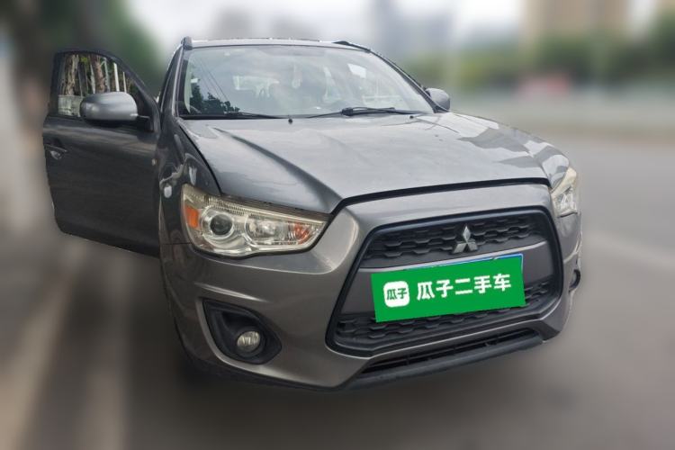 Used Mitsubishi ASX 2013 1.6L Manual Two-Wheel Drive Standard Edition Front Right 45 Deg