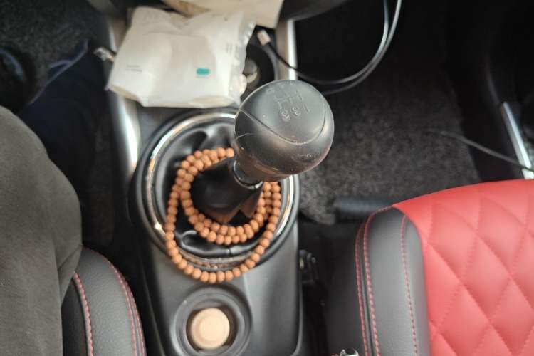 Used Mitsubishi ASX 2013 2.0L Manual Two-Wheel Drive Comfort Edition Gear Lever
