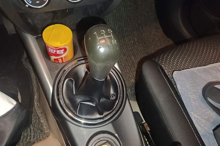 Used Mitsubishi ASX 2013 1.6L Manual Two-Wheel Drive Standard Edition Gear Lever