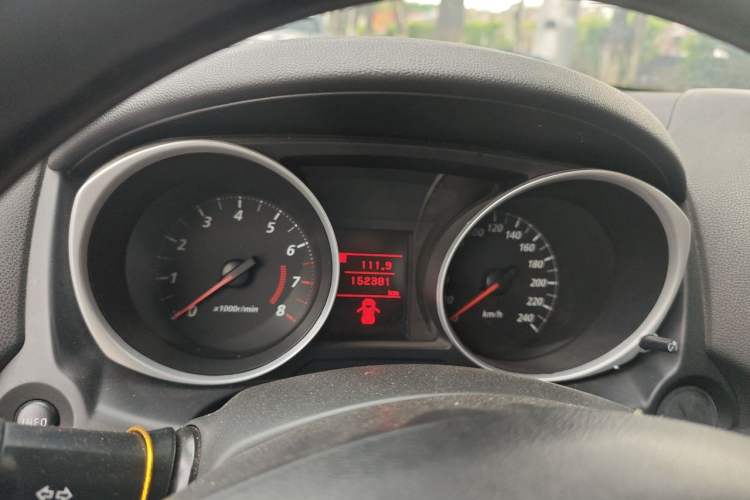 Used Mitsubishi ASX 2013 1.6L Manual Two-Wheel Drive Standard Edition Instrument Cluster