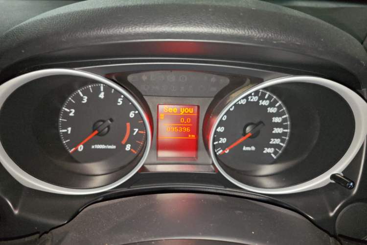 Used Mitsubishi ASX 2013 2.0L CVT Two-Wheel Drive Elite Edition Instrument Cluster
