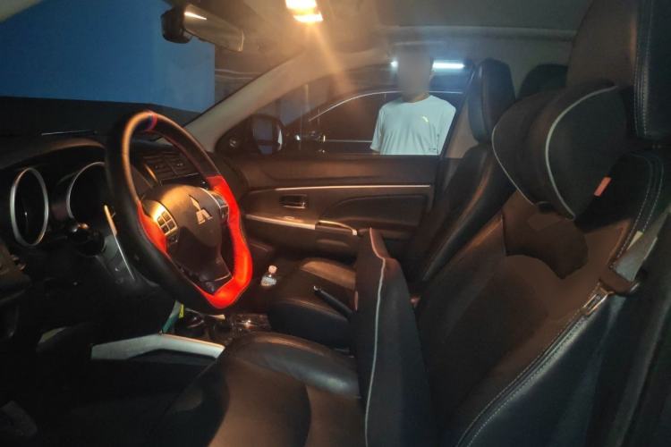 Used Mitsubishi ASX 2013 2.0L CVT 4x4 Flagship Edition Left Front Seat