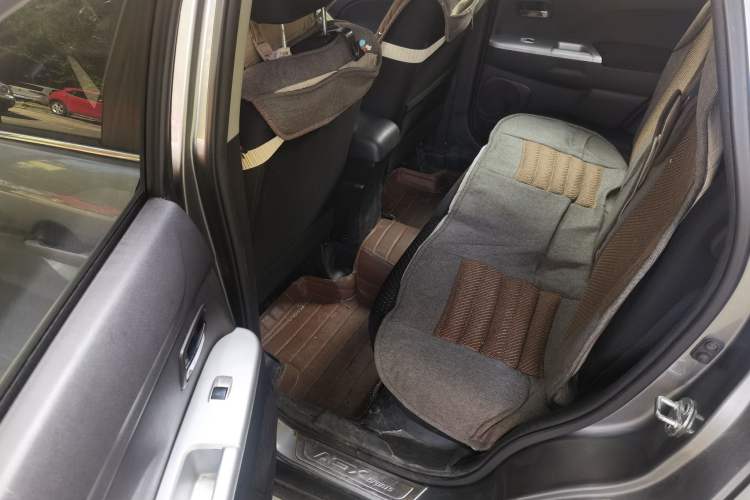 Used Mitsubishi ASX 2013 2.0L CVT Four-Wheel Drive Premium Edition Left Rear Seat