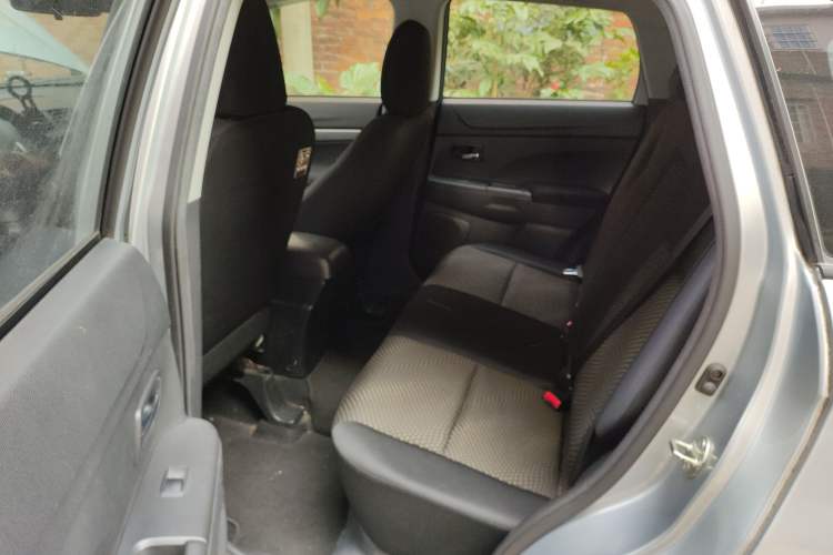 Used Mitsubishi ASX 2013 2.0L CVT Two-Wheel Drive Elite Edition Left Rear Seat