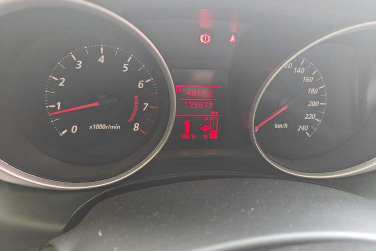 Used Mitsubishi ASX 2013 2.0L CVT Two-Wheel Drive Elite Edition Odometer Close Up