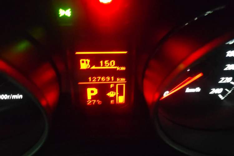 Used Mitsubishi ASX 2013 2.0L CVT Two-Wheel Drive Elite Edition Odometer Close Up